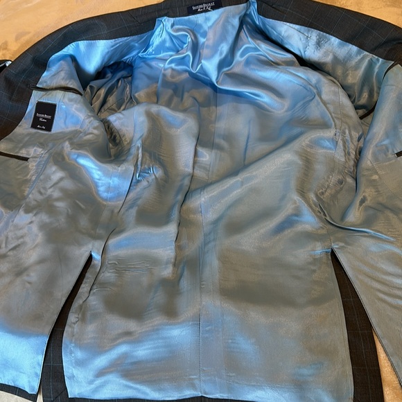 Sanford Bryant 100% Wool Suit (custom) - Picture 7 of 13